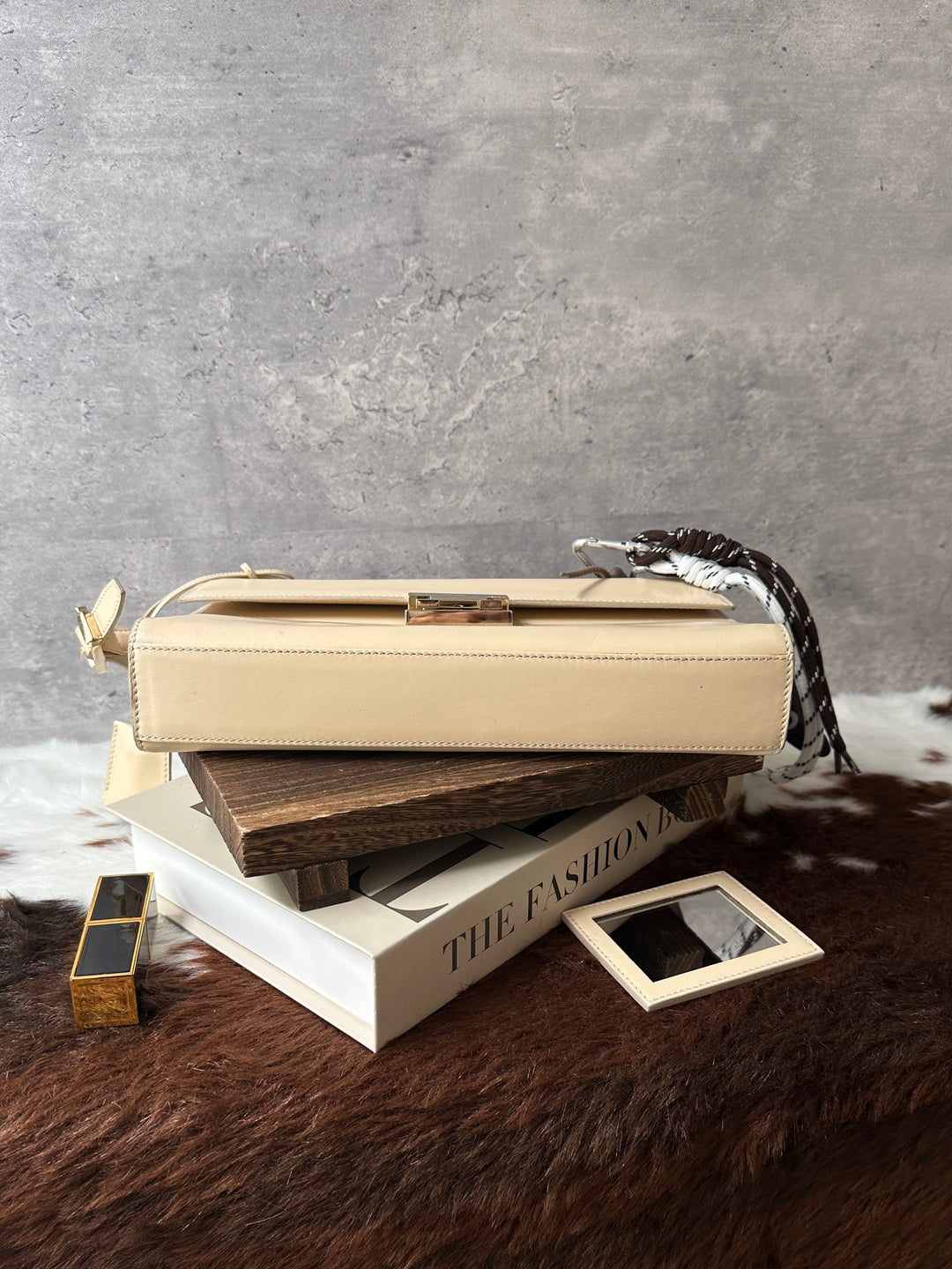 Gucci Cream Baguette Bag 🧁｜Mirror Included｜Minimal Chic｜Easy to Style