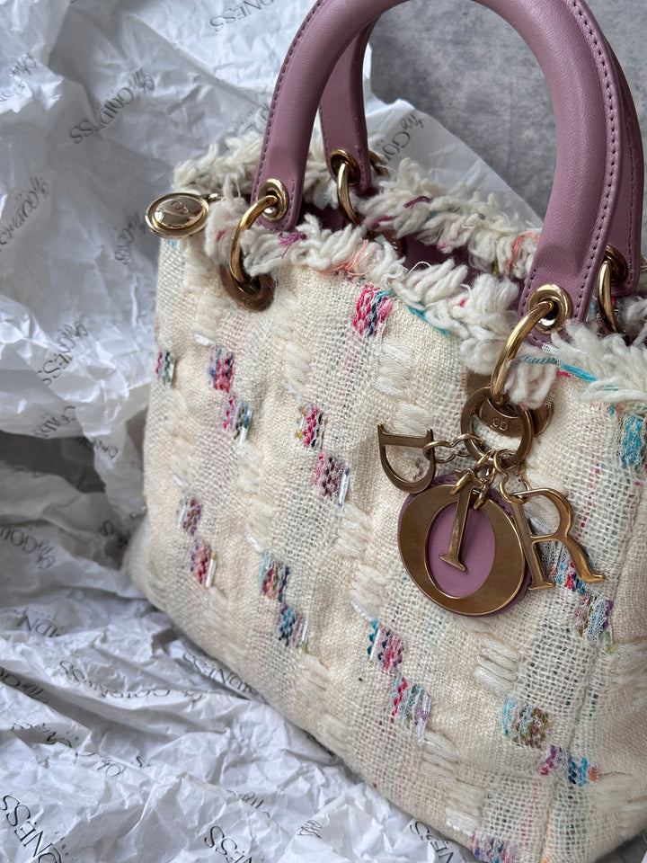 Dior Lady Dior Tweed Cannage Tote with Lilac Leather Handles 🌸｜Unique Textured Fabric & Feminine Charm