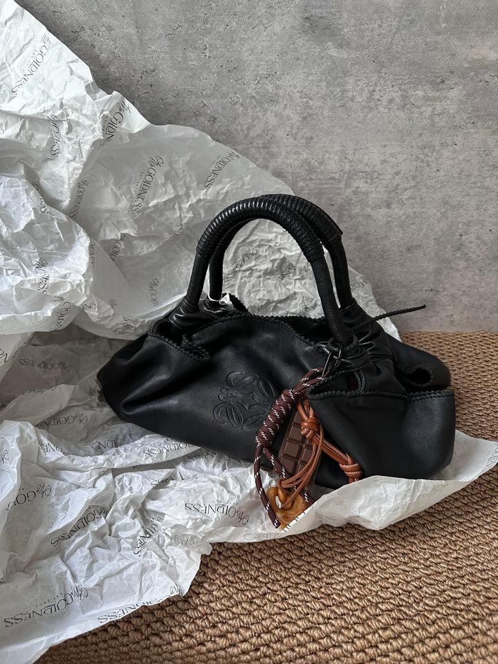 LOEWE Nappa Leather Cloud Bag (Small)｜Timeless Black Charm