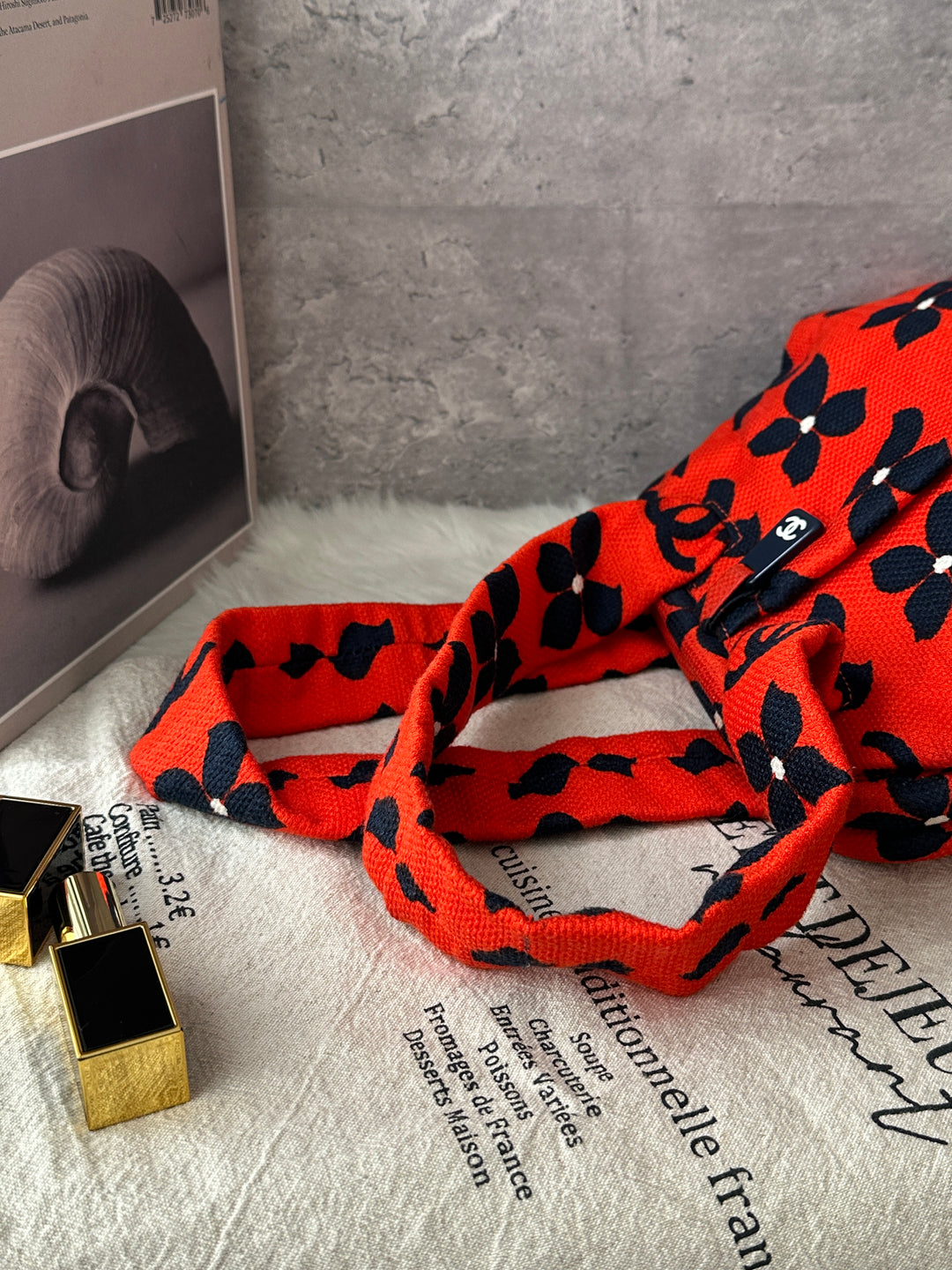 CHANEL Floral Tote ❤️🌼｜Red × Black CC