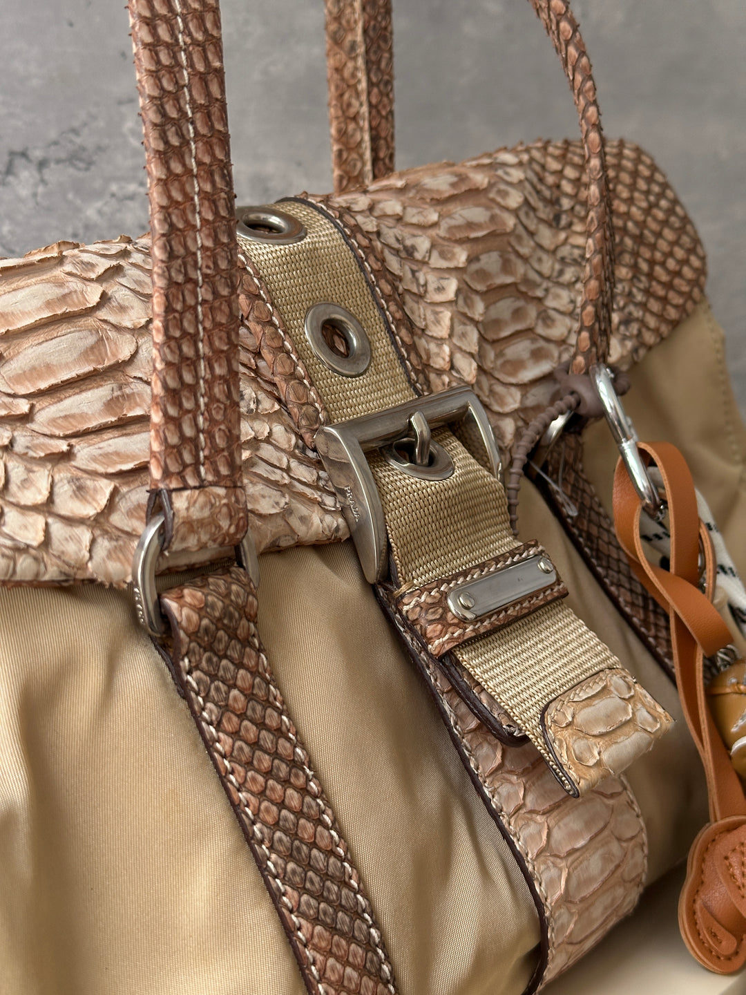 Prada Python Trim Nylon Tote Bag 🤎｜Textured Finish｜Lightweight Design｜Fits iPad