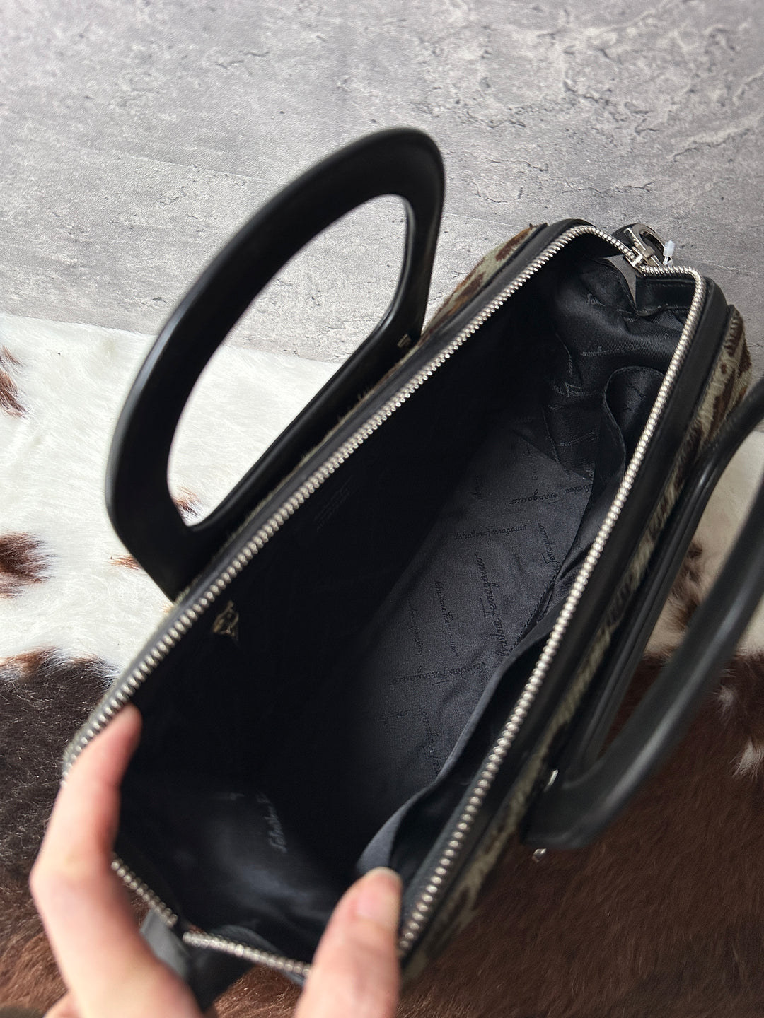 Ferragamo Pony Hair Box Bag 🖤｜Rare Pony Hair Finish｜Compact Yet Spacious｜Crossbody Ready