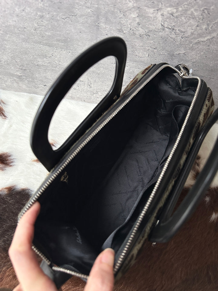 Ferragamo Pony Hair Box Bag 🖤｜Rare Pony Hair Finish｜Compact Yet Spacious｜Crossbody Ready