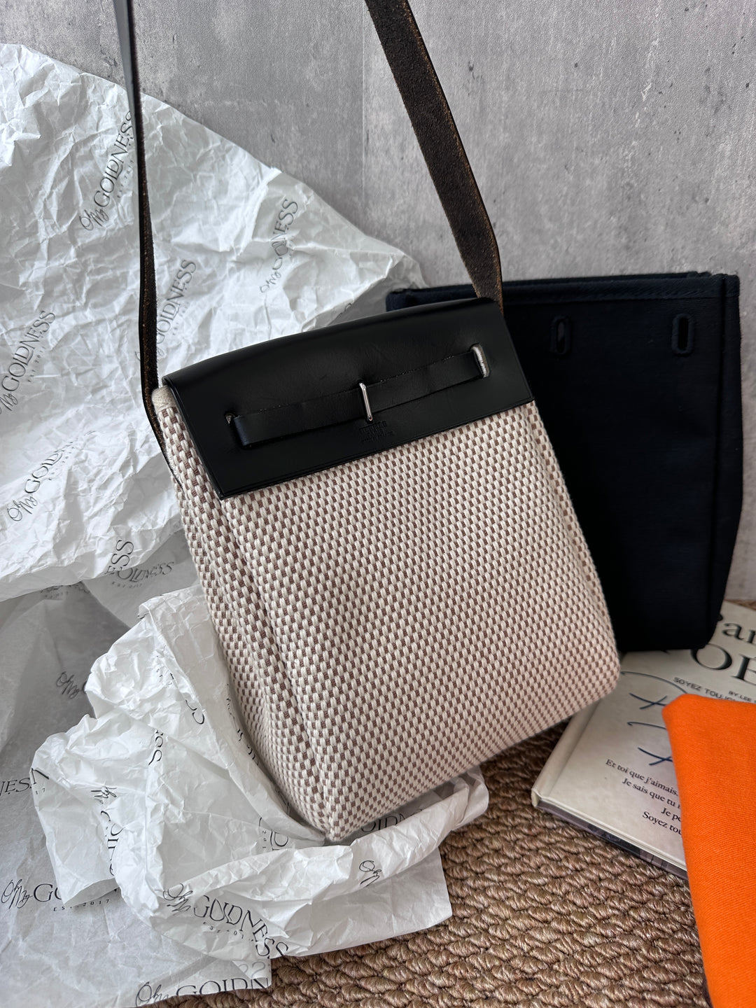 Hermes Mini Herbag Crossbody – Two Looks in One 🖤 Full Set & Rare Find