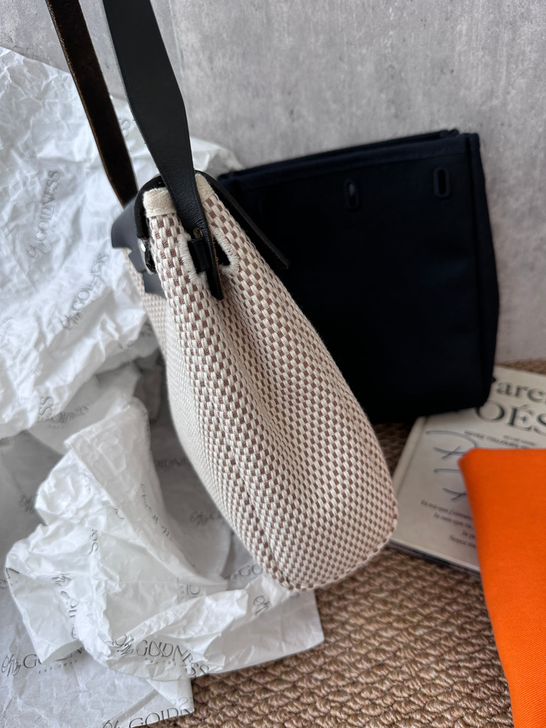 Hermes Mini Herbag Crossbody – Two Looks in One 🖤 Full Set & Rare Find