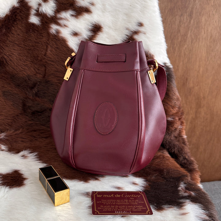 Cartier Must Line Bordeaux Drawstring Shoulder Bag 🍷｜Rich Bordeaux Leather × Iconic Must Line × Vintage Drawstring Design✨