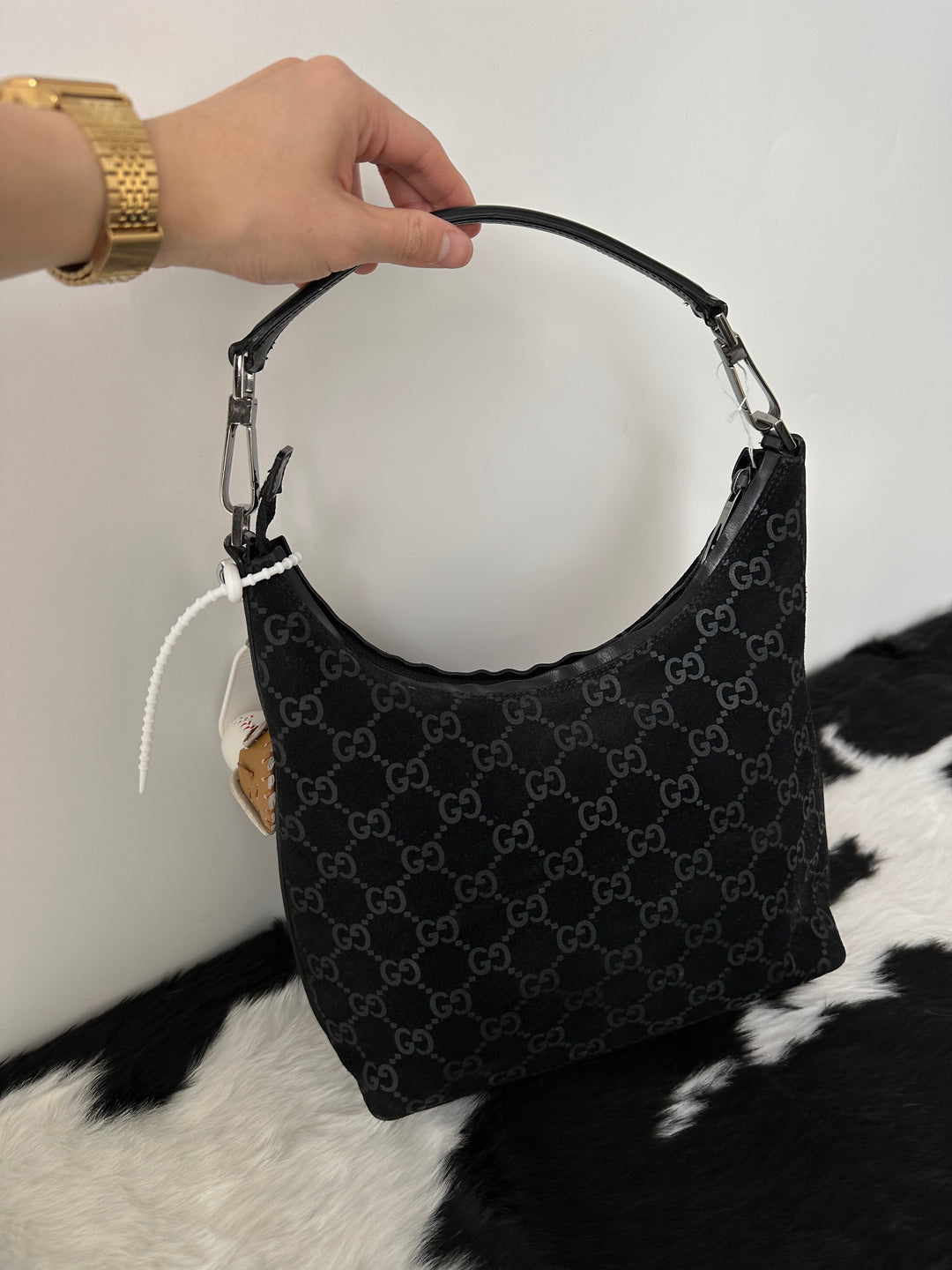 GUCCI So Black Monogram Hobo｜Velvet Shadow GG × Chic All-Black Minimalism × Ultra-Versatile Daily Piece 🖤✨