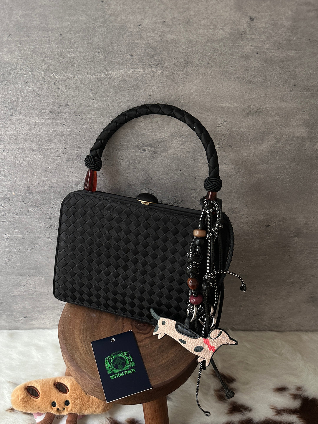 Bottega Veneta Intrecciato Evening Top Handle Bag 🖤｜Elegant Woven Texture｜Unique Handle｜Refined Vintage Charm