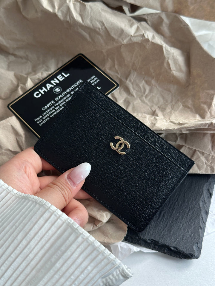 CHANEL Camellia CC Long Wallet ✨｜Classic Quilted Elegance & Timeless Charm