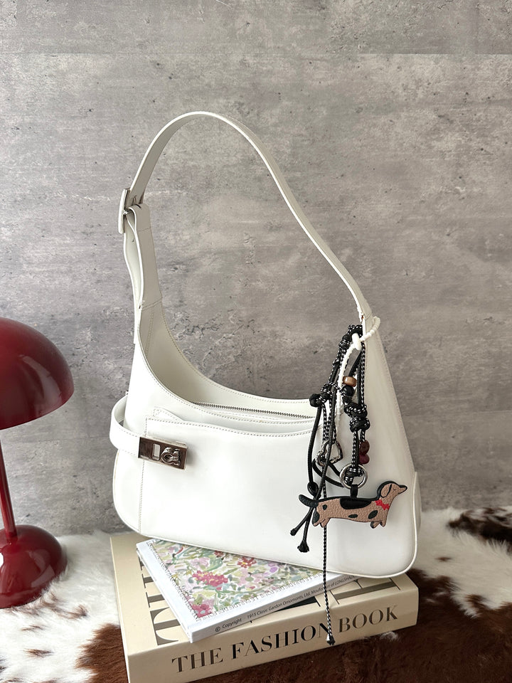 Ferragamo Gancini Hobo Bag ✨｜Glossy White Box Leather｜Small Size｜Versatile Chic