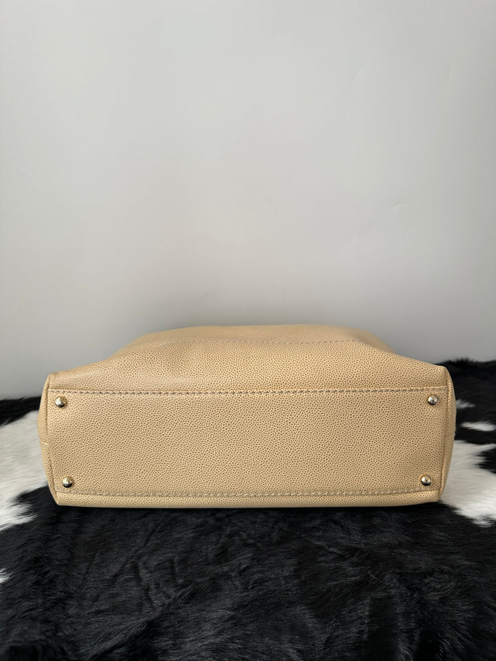 CHANEL CC Small Shoulder Bag 🖤｜Wooden Chain Detail × Caviar Leather × Lightweight Elegance