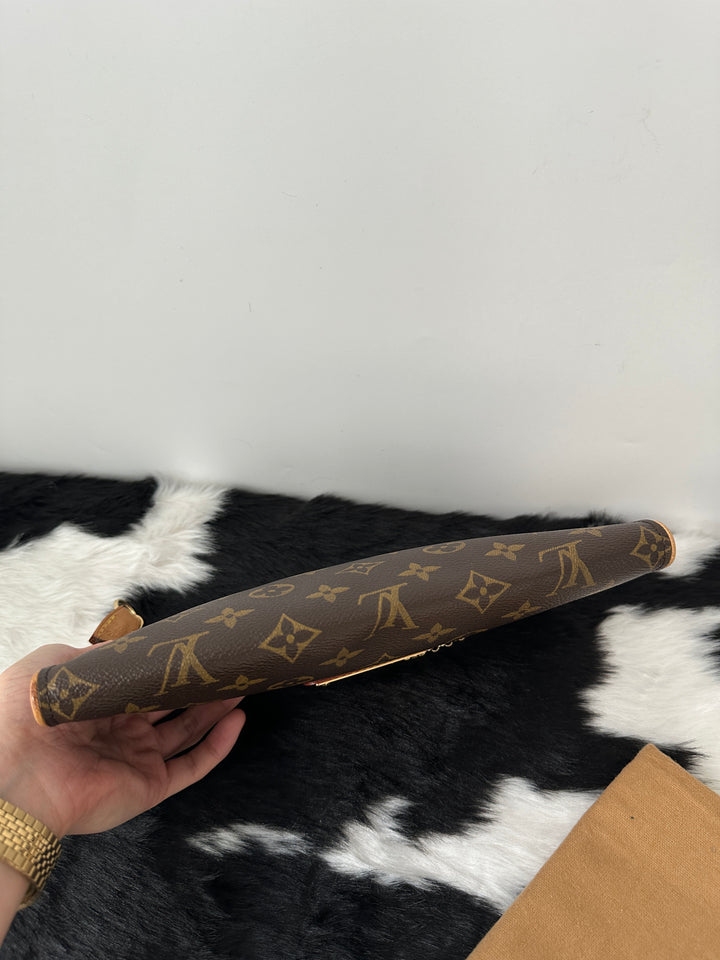 Louis Vuitton Monogram Chain Shoulder Bag 🤎｜Rare Monogram × Chain Strap × Excellent Condition