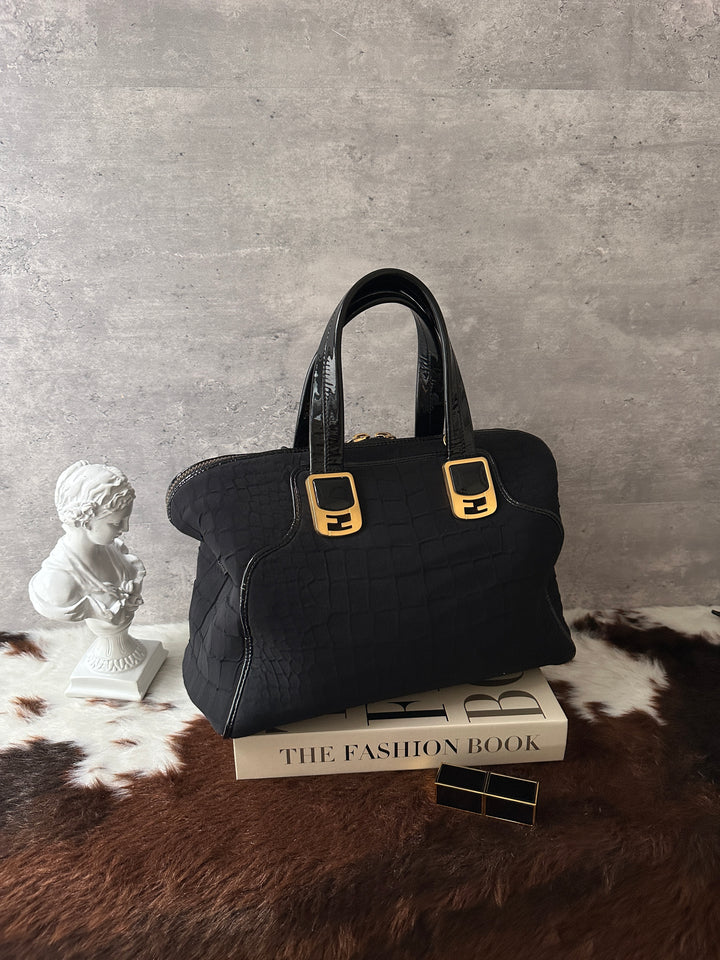 Fendi Boston Bag 🖤｜Gold FF Hardware｜Lightweight Design｜Great Value