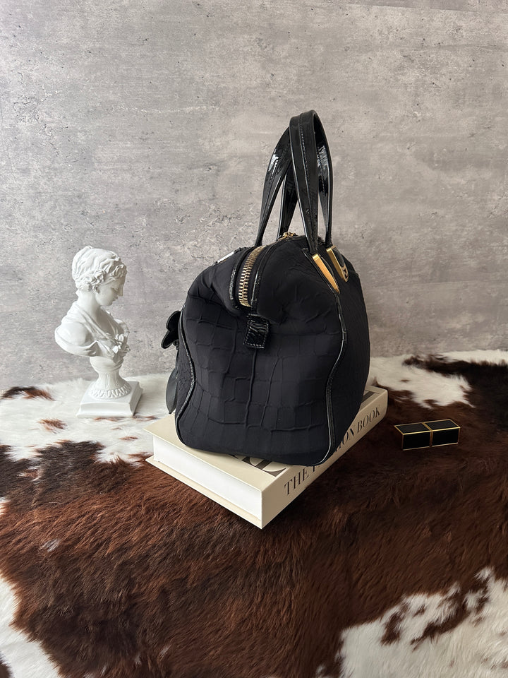 Fendi Boston Bag 🖤｜Gold FF Hardware｜Lightweight Design｜Great Value