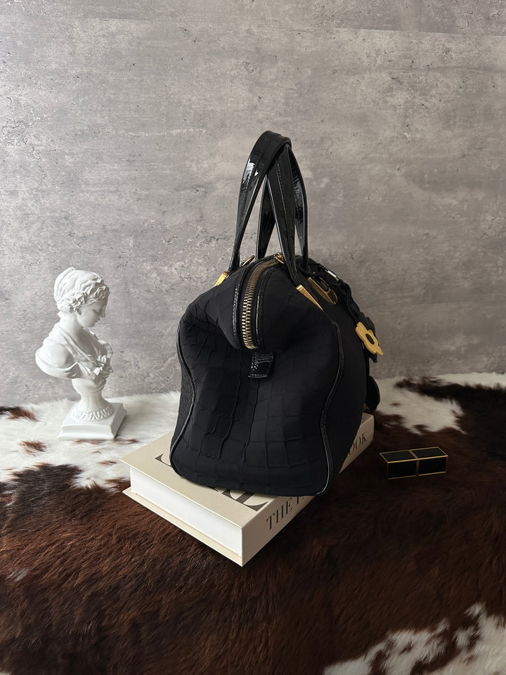 Fendi Boston Bag 🖤｜Gold FF Hardware｜Lightweight Design｜Great Value