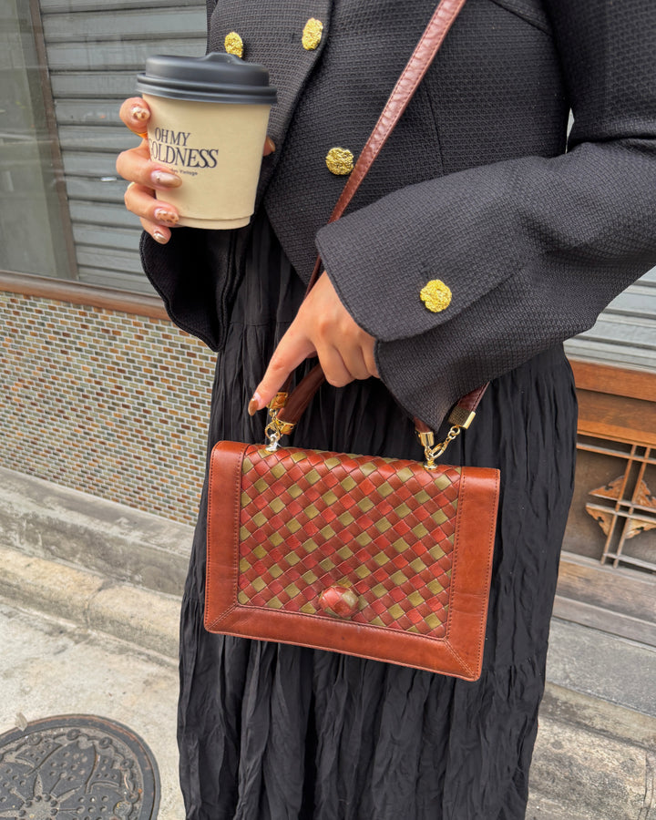 Bottega Veneta Intrecciato Top Handle Bag 🤎｜Signature Intrecciato Weave × Rich Brown & Khaki Leather × Elegant Top Handle