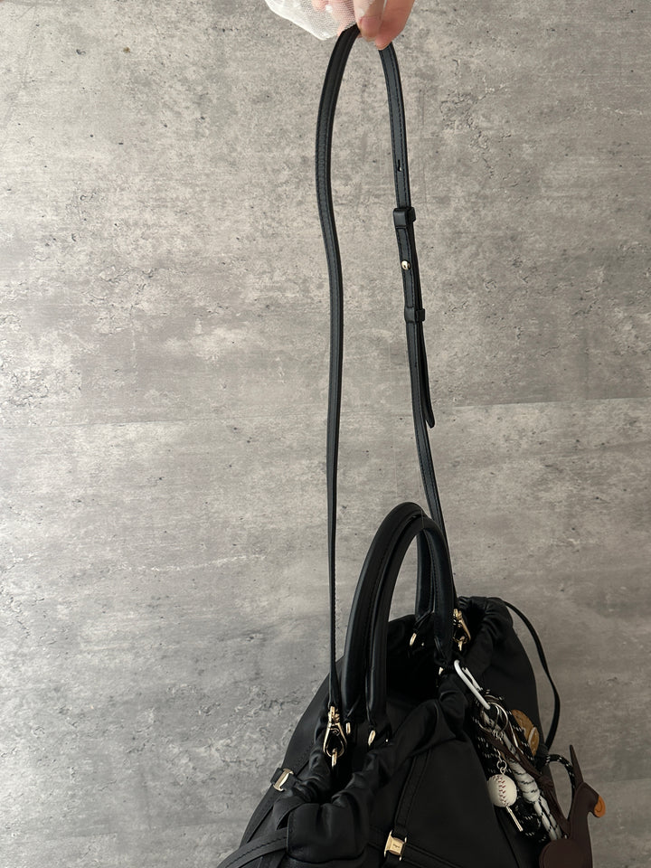 Ferragamo Leather Tote Bag 🖤｜Laptop-Friendly｜Top Handle &amp; Crossbody｜Distinctive Metal Details