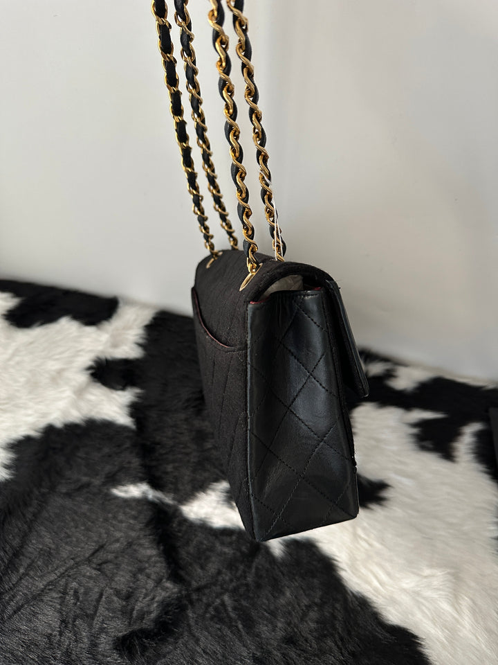 "Chanel “Fabric × Leather Classic Flap” ✨ | 1989 Vintage Icon + Removable Babe Pouch "