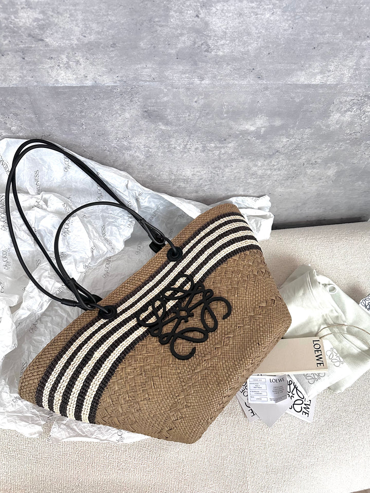 LOEWE Olive Green Bucket Bag 🫒✨｜Rare, Igable & Versatile