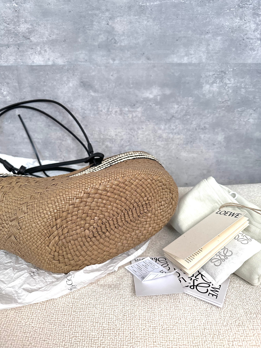 LOEWE Olive Green Bucket Bag 🫒✨｜Rare, Igable & Versatile