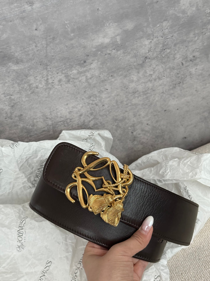 LOEWE Special Logo Belt ✨｜Sculptural Elegance with Rare Collectible Charm