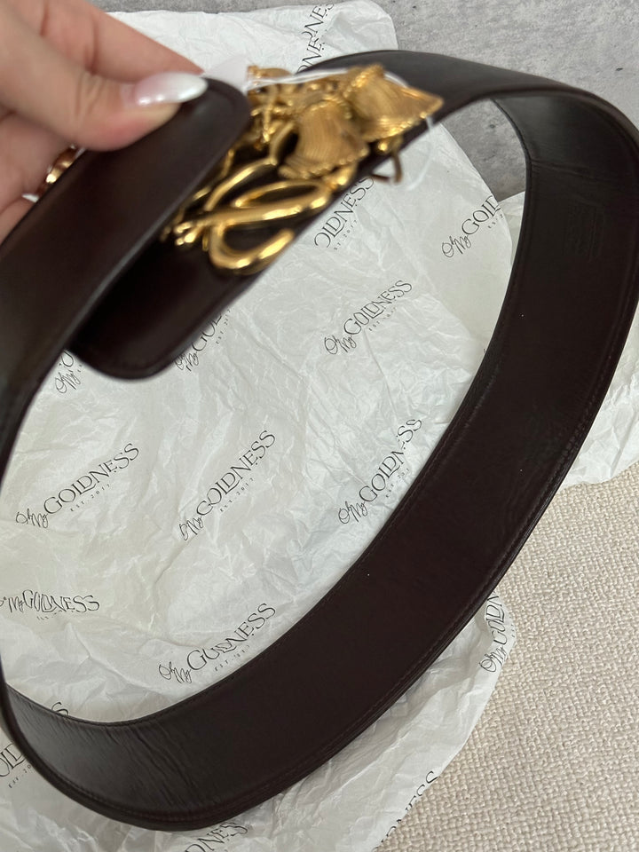 LOEWE Special Logo Belt ✨｜Sculptural Elegance with Rare Collectible Charm