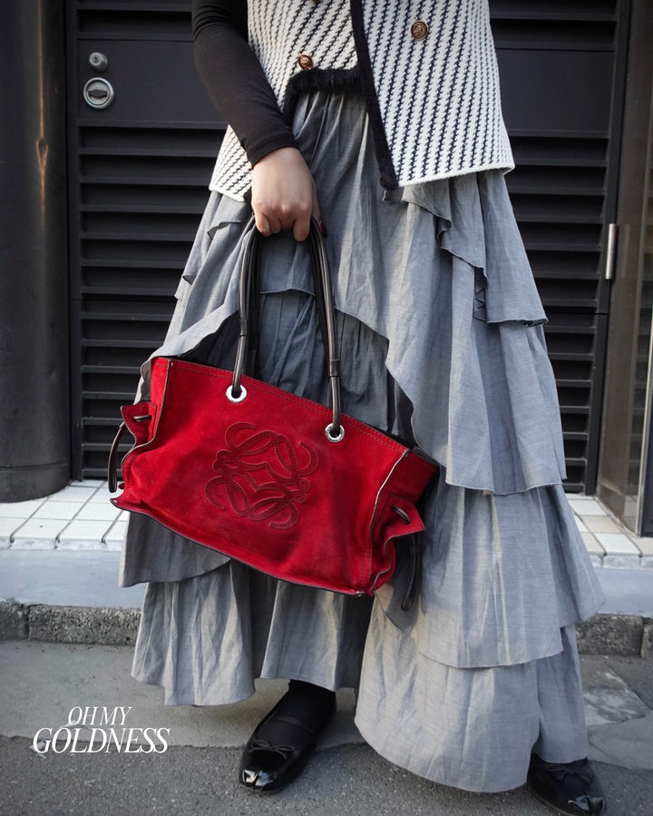 LOEWE Cowhide Suede Shopper Tote Bag ❤️｜Red Suede × Embossed Anagram × Spacious Everyday Size✨