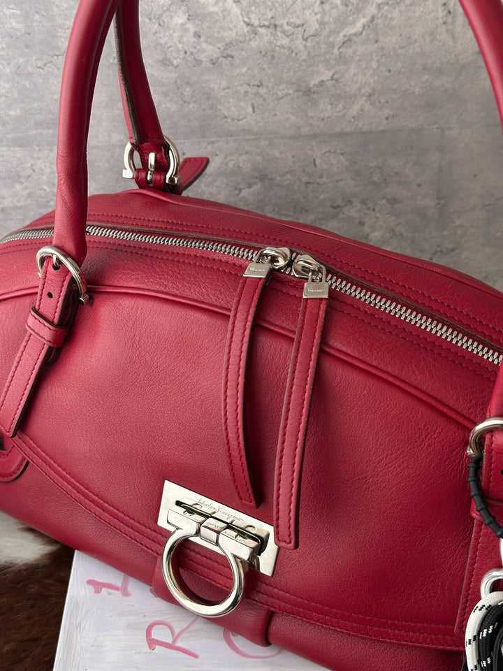 Ferragamo Rare Baguette Bag ❤️｜Long Handle Design｜East-West Shape｜Excellent Condition