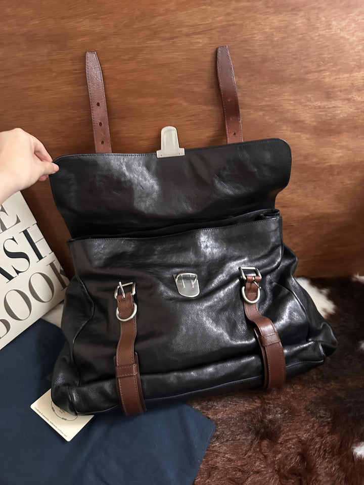 PRADA Leather Messenger Bag 🖤🤎｜Two-Tone Leather × Vintage Satchel Design × Spacious Capacity
