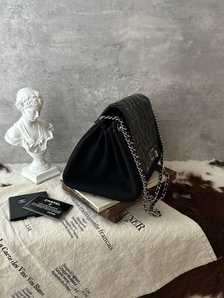 CHANEL Chain Flap Bag 🖤⛓️｜Glossy Quilting × Mixed Textures × Silver-Tone Chain