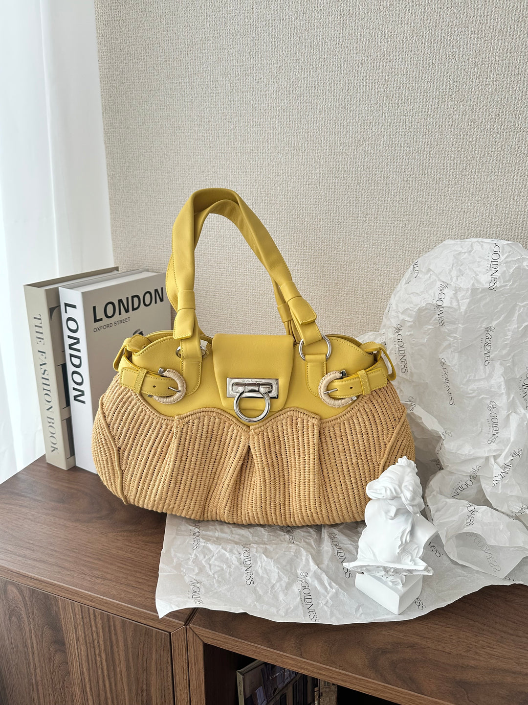 Salvatore Ferragamo Horsebit Raffia & Leather Tote（Yellow × Natural）｜Summer Resort Charm ☀️🌿