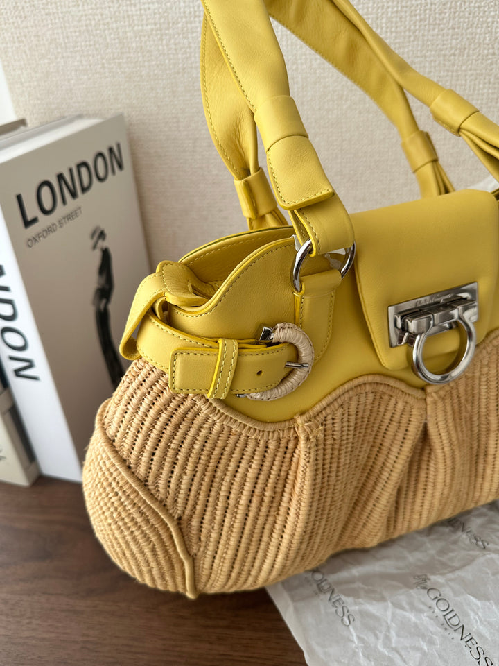 Salvatore Ferragamo Horsebit Raffia & Leather Tote（Yellow × Natural）｜Summer Resort Charm ☀️🌿