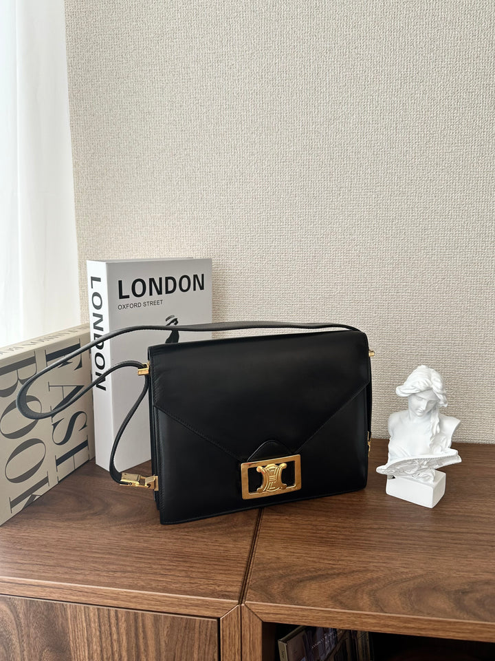 CELINE Large Triomphe Buckle Envelope Bag（Black × Gold）｜Vintage Prestige 🖤✨