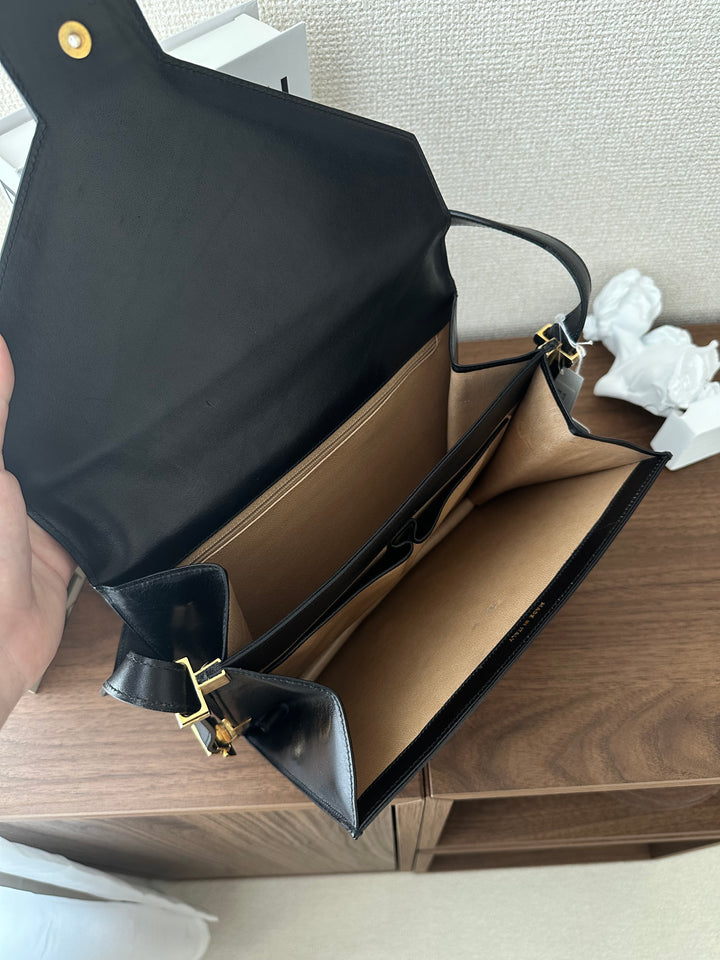 CELINE Large Triomphe Buckle Envelope Bag（Black × Gold）｜Vintage Prestige 🖤✨