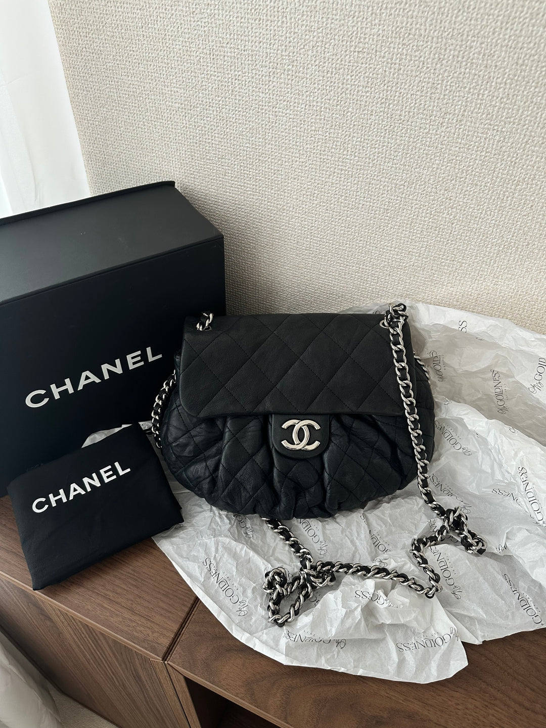 CHANEL Quilted Black “Ingot” Flap Bag（Medium Size / Silver Hardware）｜Rare Versatile Beauty 🖤✨
