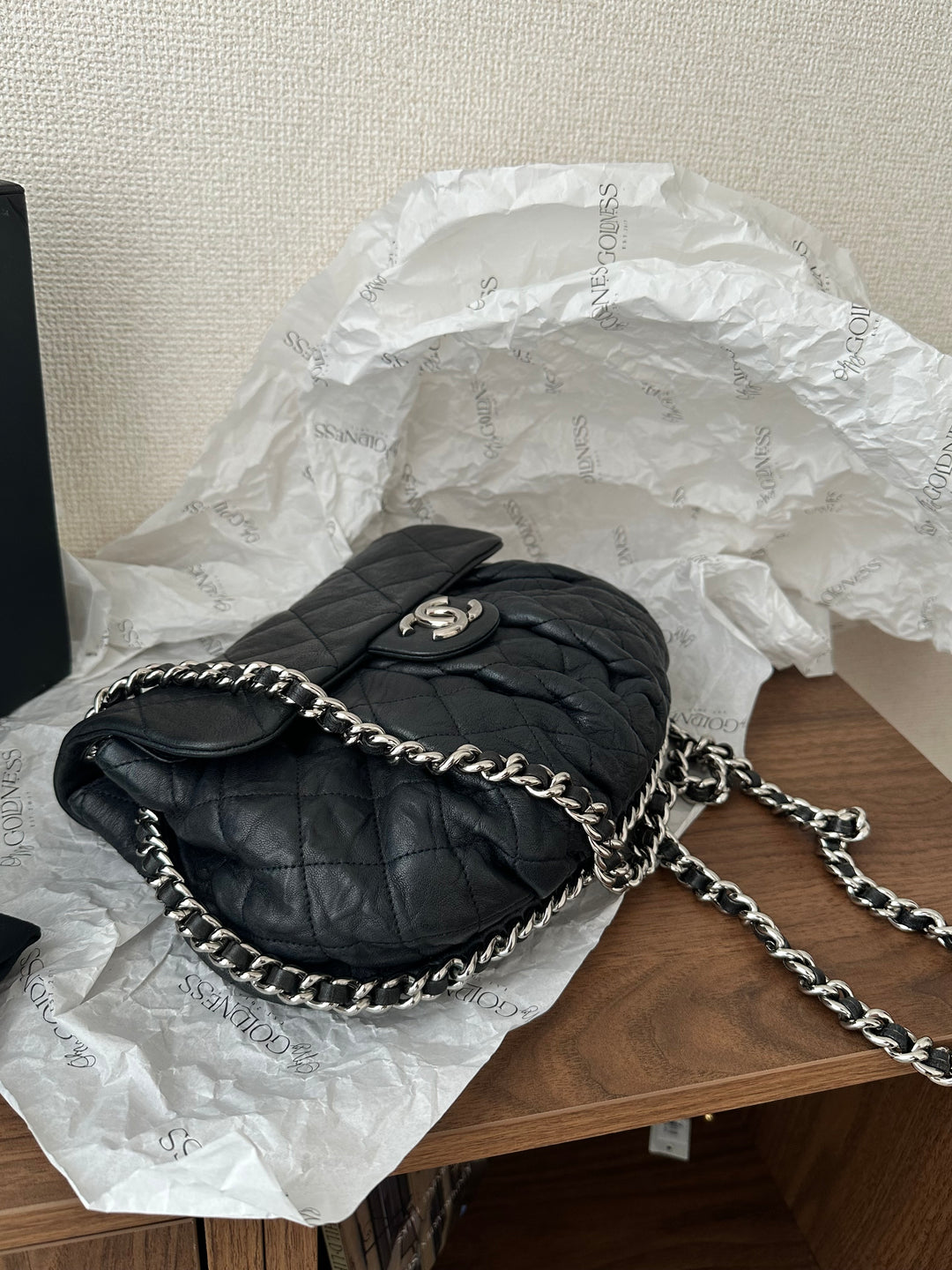 CHANEL Quilted Black “Ingot” Flap Bag（Medium Size / Silver Hardware）｜Rare Versatile Beauty 🖤✨