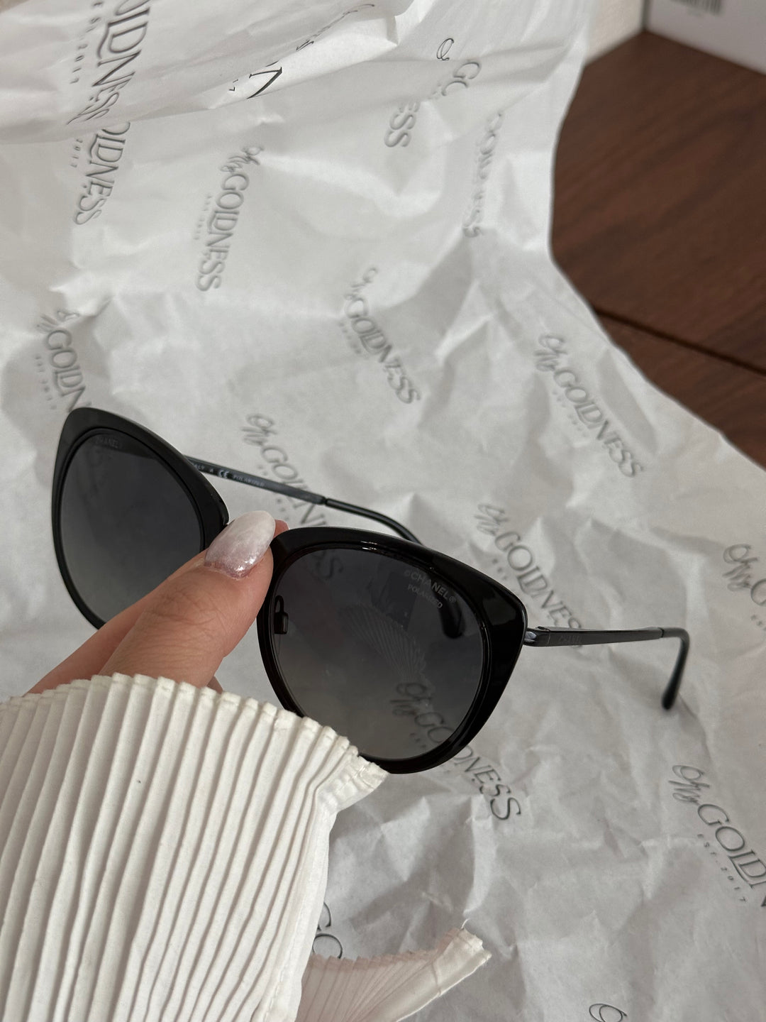 CHANEL CC Cat-Eye Sunglasses（Black）｜Minimalist Chic 🖤🤍