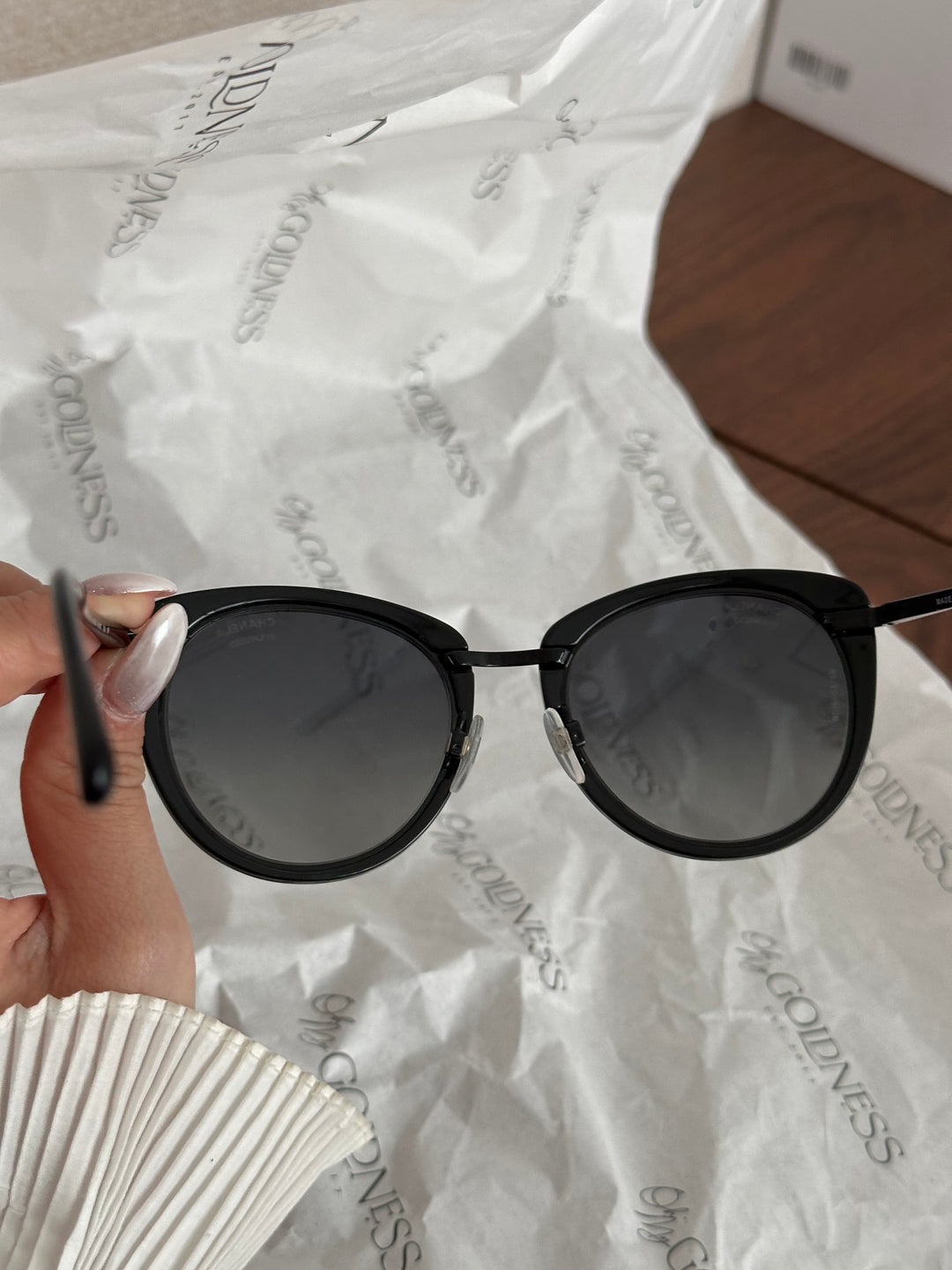 CHANEL CC Cat-Eye Sunglasses（Black）｜Minimalist Chic 🖤🤍