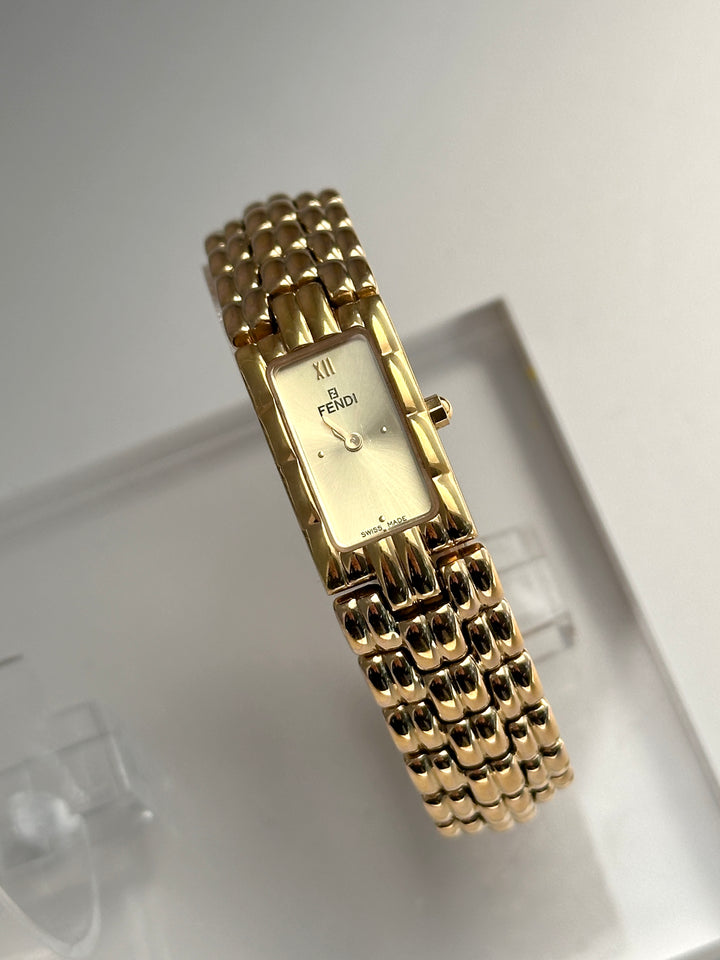Fendi Rectangular Bracelet Watch ✨｜Slim Gold Case × Roman XII Dial × Elegant Vintage Bracelet