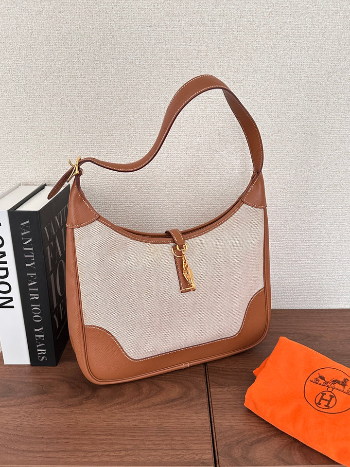 HERMÈS Trim Shoulder Bag（Gold Barenia × Canvas）｜Effortless Parisian Elegance 🤎✨