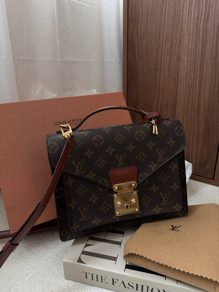 Louis Vuitton Monogram Messenger Bag ✨🤎 Full Set with Key, Strap & Box