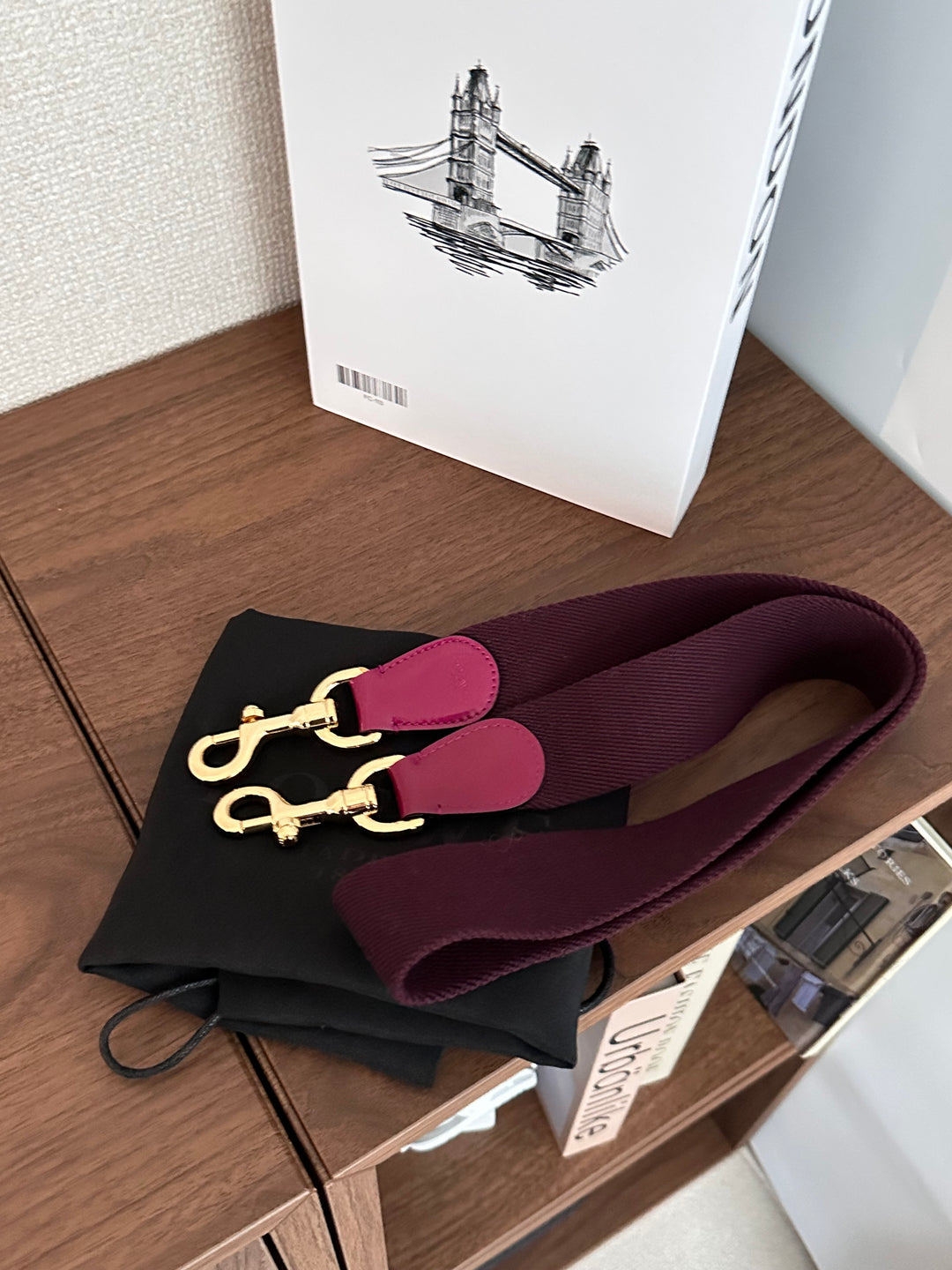 LOEWE Round Logo Hobo Bag（Burgundy Nappa Lambskin）｜Rare Small Size 🤎✨