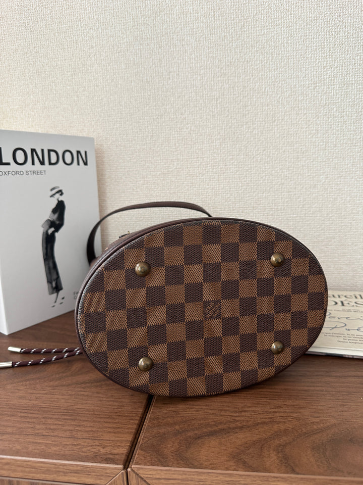 Louis Vuitton Damier Bucket Tote 🪣🤎 Classic Check Elegance