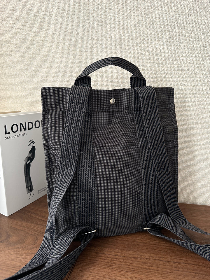Hermès Classic Tote Backpack 🖤✨ With Bonus Crossbody Bag
