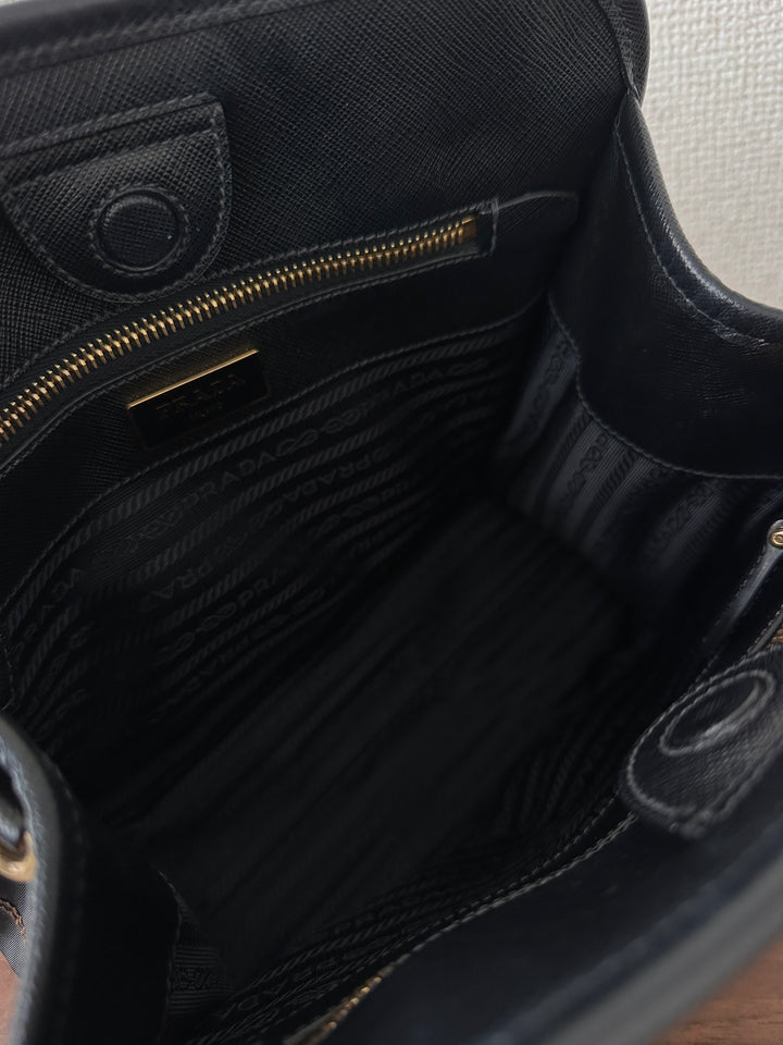 Prada Nylon Contrast Stitch Tote 🖤✨ Lightweight & Versatile
