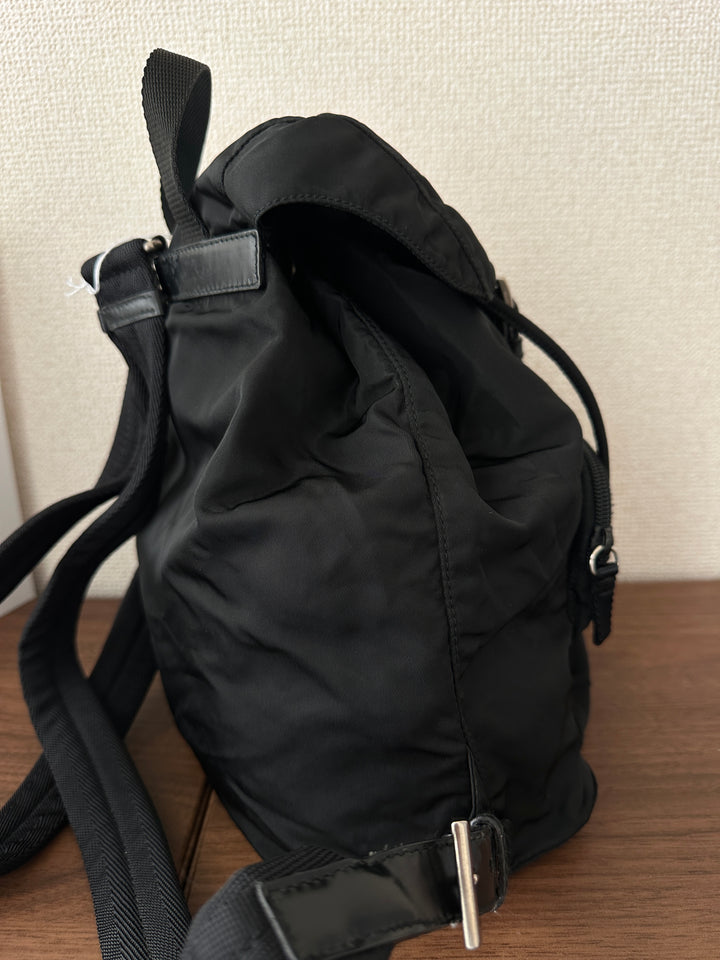 Prada Nylon Backpack 🖤✨ Classic Black & Silver