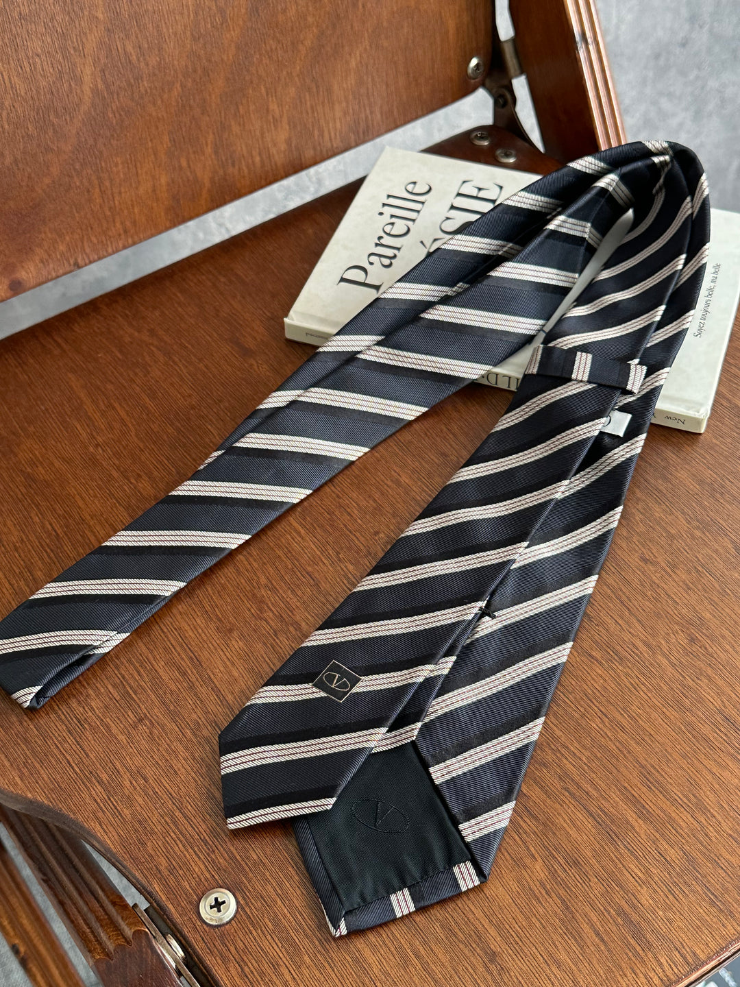 Valentino Tie 🖤🤍