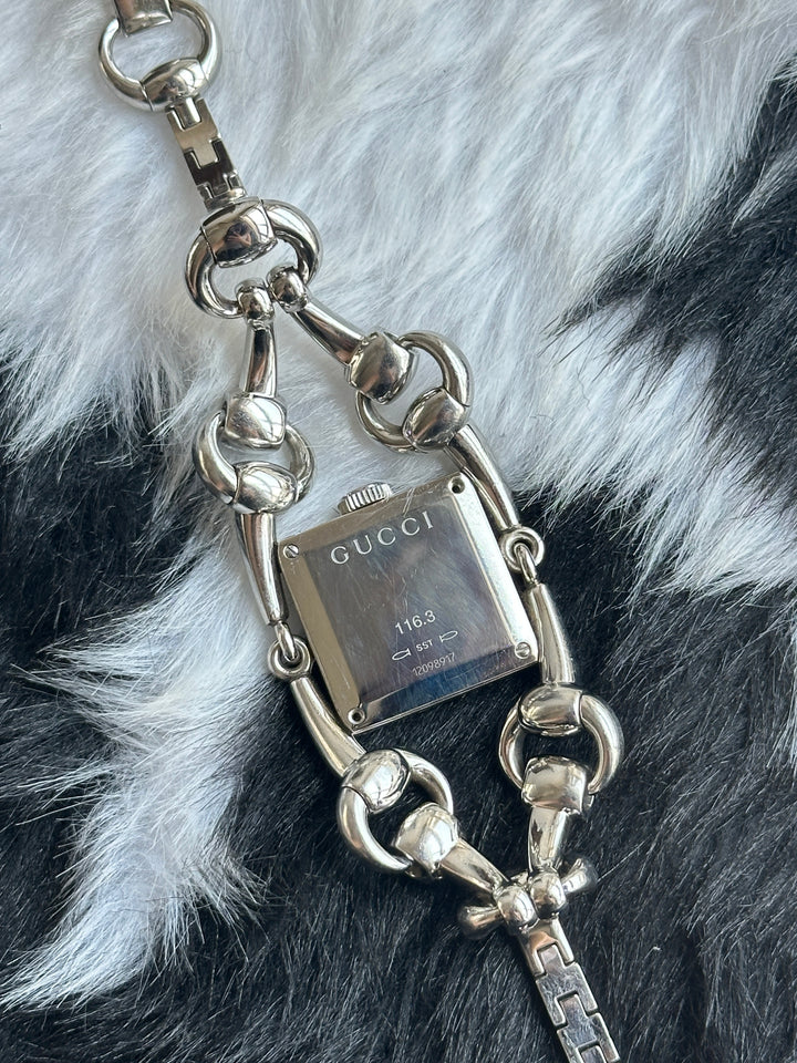 Gucci Horsebit Bracelet Watch ✨｜Purple-Blue Mother-of-Pearl Dial × Sculptural Horsebit Links × Vintage Statement Design