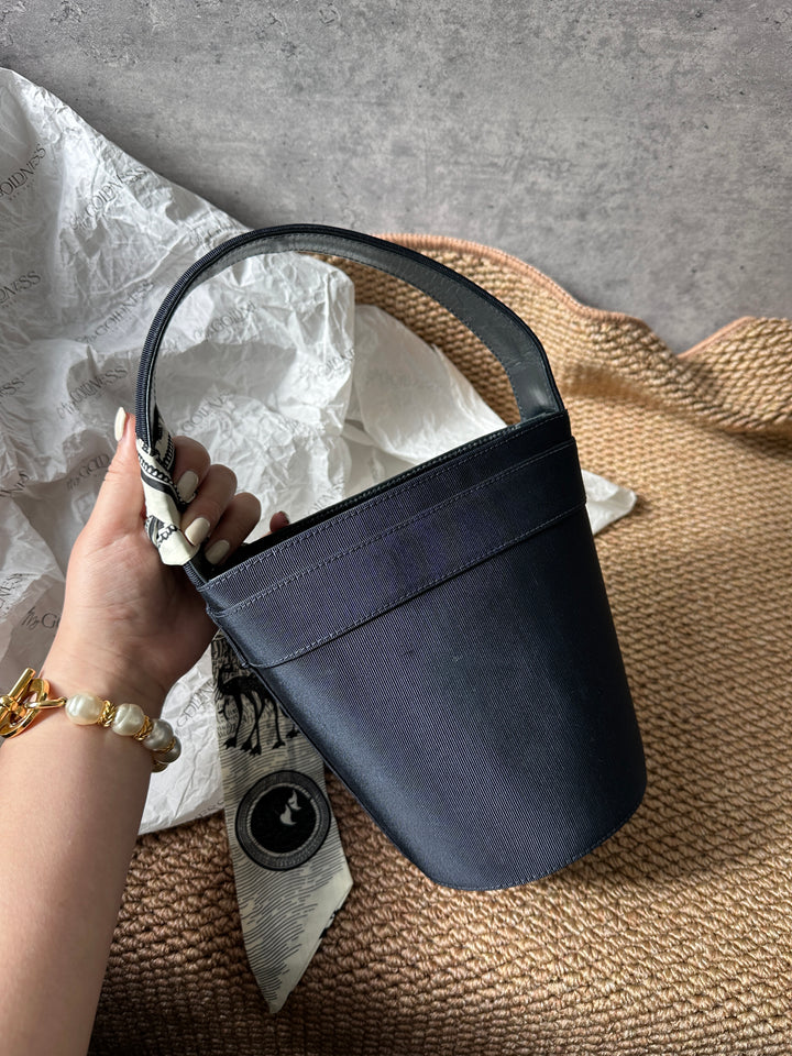 FERRAGAMO Vara Bow Vintage Basket Bag