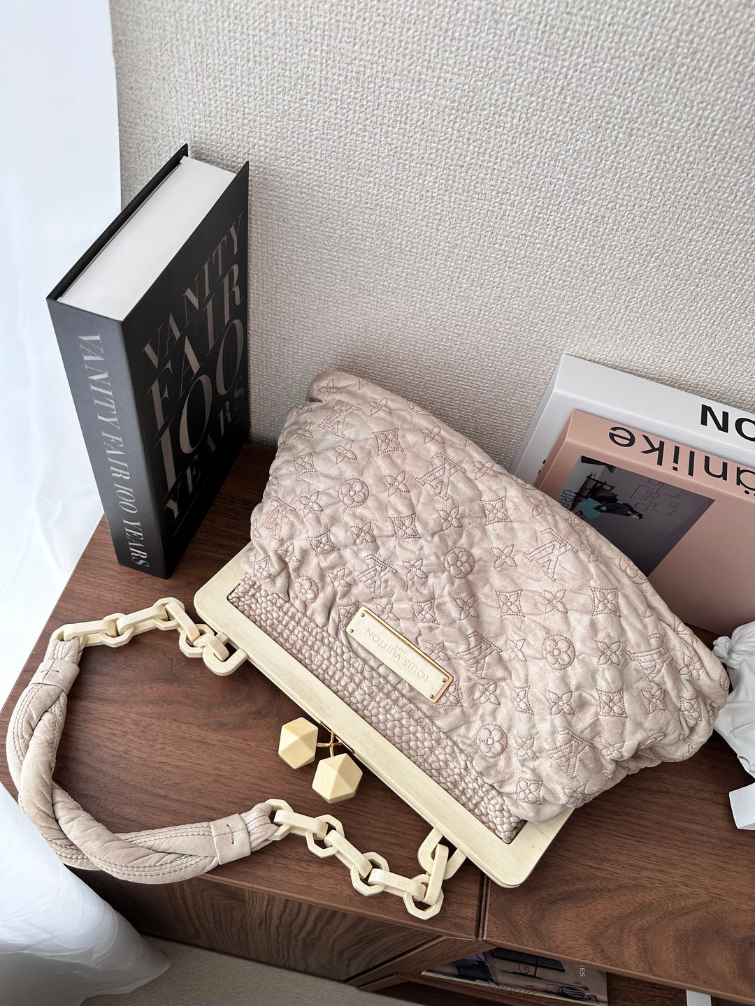 LOUIS VUITTON Dusty Cream Quilted Cloud Clutch Bag｜Ethereal Rarity ☁️✨